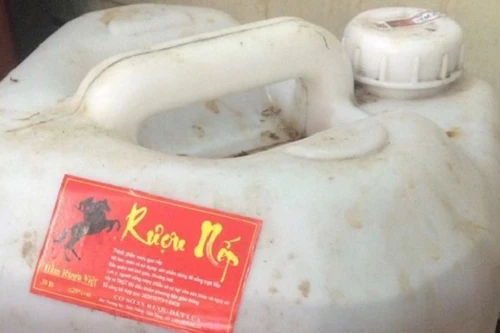 Cảnh báo khẩn cấp một loại rượu nếp liên quan đến 7 bệnh nhân ngộ độc 