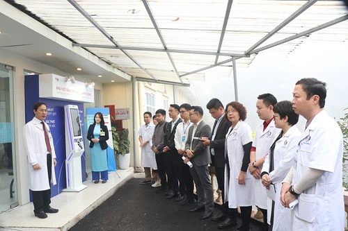 Ngành y tế Thủ đô: Chuyển đổi số, cải cách hành chính không phải để được “khen thưởng” mà là sống còn