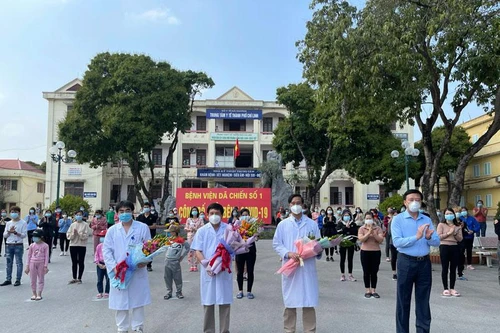 Chuyên gia Ấn Độ và hai người Việt Nam về từ nước ngoài mắc Covid-19