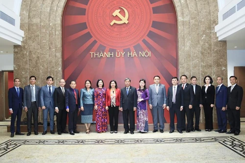 Đoàn đại biểu Quốc hội Lào và Hà Nội trao đổi, chia sẻ kinh nghiệm hoạt động của cơ quan dân cử