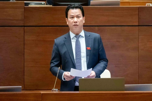 Bộ trưởng Đặng Quốc Khánh nói gì về đề xuất Luật Đất đai có hiệu lực sớm 5 tháng?