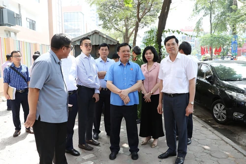 Bí thư Thành ủy Hà Nội: Chủ đầu tư khu đô thị phải xây trường học trước mới cho bán nhà