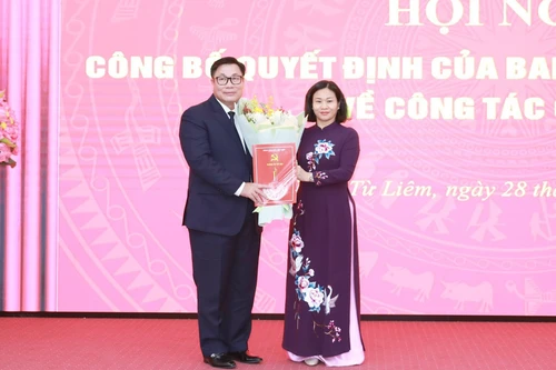 Ông Nguyễn Quang Hiếu được điều động làm Bí thư Quận ủy Nam Từ Liêm