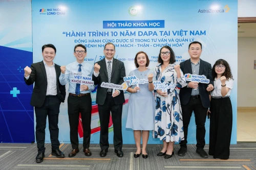 FPT Long Châu ‘bắt tay’ AstraZeneca cập nhật bước tiến y học ‘3 trong 1’ cho người bệnh mạn tính