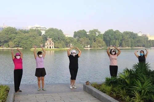 Chính phủ yêu cầu nghiên cứu hạ cấp độ dịch Covid-19, đưa đời sống dần trở lại bình thường mới