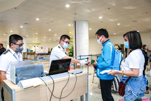 Lần đầu tiên sau hơn 5 tháng, số mắc Covid-19 tại Hà Nội xuống dưới 500 ca trên ngày