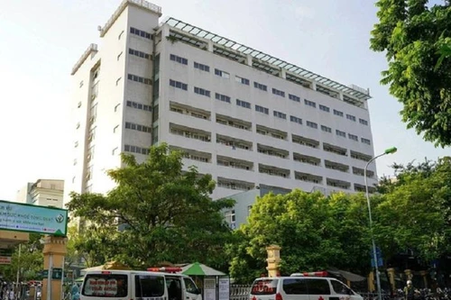 Bệnh viện Việt Đức sẽ chuyển 1.000 bệnh nhân sang 3 bệnh viện ở Hà Nội điều trị