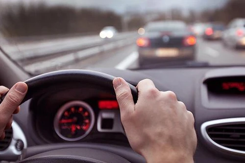 Bảy quy định mới về khám sức khỏe cấp bằng lái xe từ 1-1-2025: Bỏ xét nghiệm nồng độ cồn