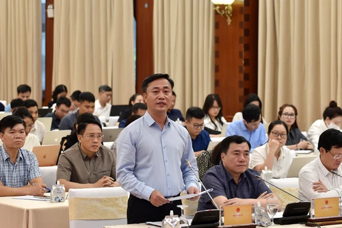 Thứ trưởng Bộ Xây dựng: Thổi giá đất đấu giá rồi bỏ cọc là 1 trong 3 lý do làm giá đất tăng đột biến 