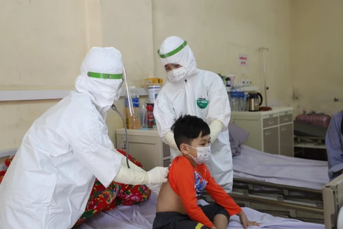 Sau tròn một tuần, số mắc Covid-19 tại Hà Nội mới giảm xuống dưới 30.000 ca 