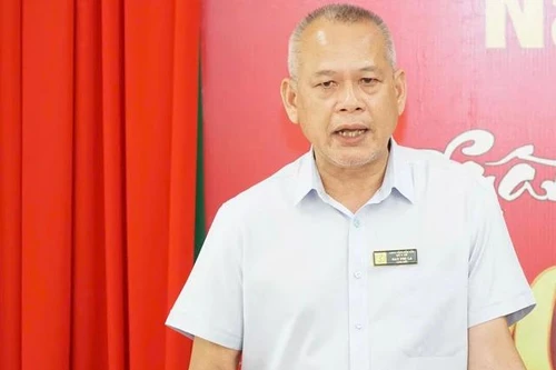 Máy laser hỏng 2 năm, bệnh viện vẫn kê tán sỏi cho 255 người bệnh