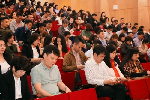 Hơn 400 cán bộ, phóng viên báo chí Thủ đô được quán triệt Nghị quyết Đại hội XIII của Đảng