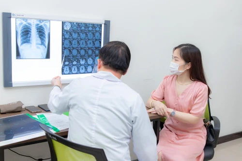 Một cơ sở y tế ở Hà Nội miễn phí 1.000 suất khám phổi