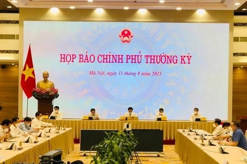 Chính phủ đề xuất giảm tiếp 30% thuế thu nhập doanh nghiệp, giảm 50% thuế với hộ kinh doanh...