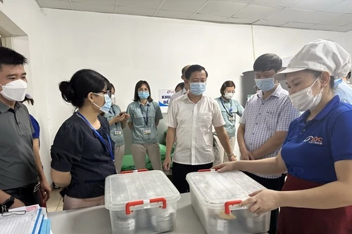 Hà Nội truy xuất nguồn gốc thực phẩm tại gần 100 bếp ăn khu công nghiệp
