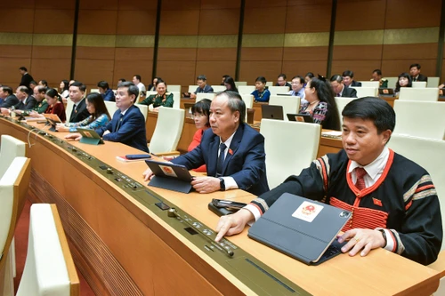 Chính thức: Quốc hội thông qua phương án tăng lương cơ sở lên 2,34 triệu đồng từ 1-7-2024