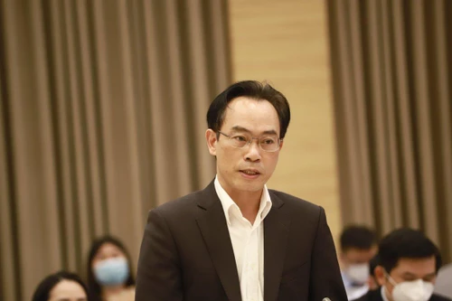 Thứ trưởng Bộ GD&ĐT: Học sinh tiểu học dù chưa tiêm vaccine cũng nên được đến trường