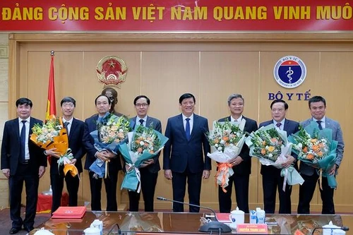 Bộ Y tế bổ nhiệm nhiều Cục trưởng, Vụ trưởng mới