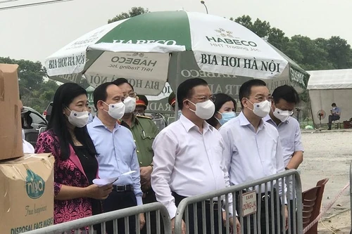 Bí thư Thành ủy Hà Nội: Cán bộ vi phạm quy định chống dịch càng phải xử nghiêm để răn đe