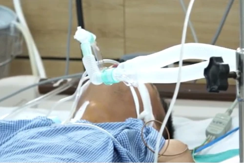 Thông tin mới nhất vụ 5 người ngộ độc rượu ở Hà Nội: Mỗi người uống 0,5-1 lít rượu táo mèo