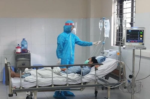 Số mắc Covid-19 tại Hà Nội tăng nhẹ, còn hơn 600 F0 điều trị tại các cơ sở thu dung