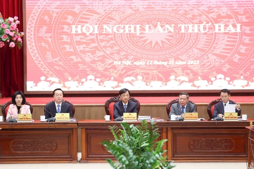 Giới thiệu để bầu bà Phùng Thị Hồng Hà làm Chủ tịch HĐND TP, ông Nguyễn Đức Trung làm Chủ tịch UBND TP Hà Nội