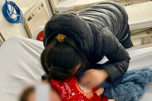 Ăn nhầm thuốc chuột trộn với thóc, bé trai 3 tuổi ở Hà Nội nhập viện cấp cứu