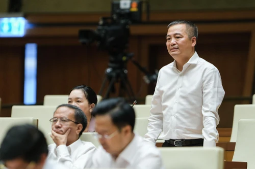 ĐBQH Nguyễn Lân Hiếu: Lịch sử y học thế giới cũng không thấy định nghĩa thế nào là xã hội hóa y tế