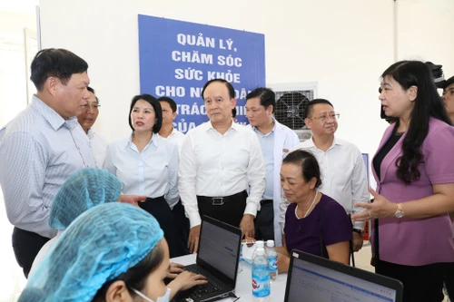 Ngành y tế Thủ đô sau 15 năm mở rộng: Nâng cấp tuyến huyện, hiện đại tuyến trên