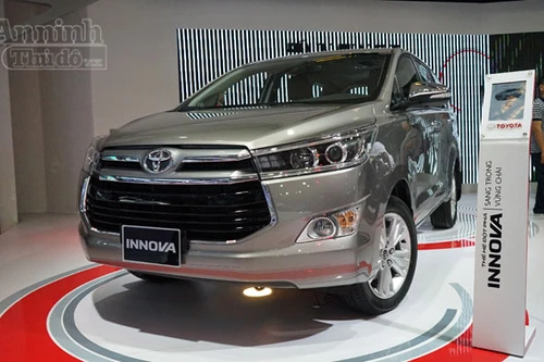 Bán giá cả tỷ đồng, Innova 2016 "lột xác" được những gì?