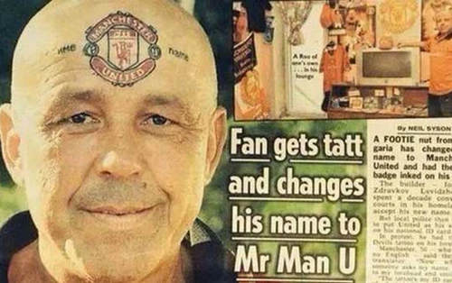 SỐC: Fan cuồng đổi tên, xăm logo M.U lên trán