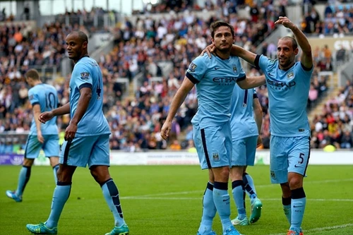 Lampard ghi bàn "như điên" ở Man City