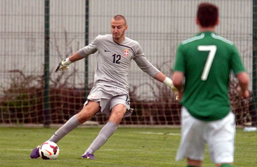 NÓNG: M.U có tân binh 17 tuổi cao tới 2m02