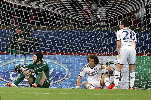 Hàng thủ tệ hại, Chelsea tự chuốc chén đắng ở Paris