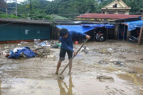 Hỗ trợ 1 tỷ đồng cho Hà Tĩnh và Quảng Bình bị thiệt hại do mưa lũ