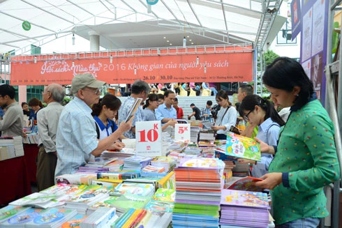 Hội sách mùa Thu 2016 : Không gian của người yêu sách