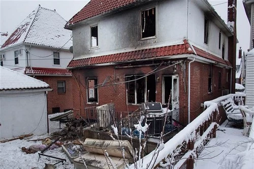 7 đứa trẻ thiệt mạng vì cháy nhà ở New York 