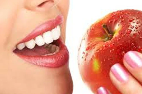 Ăn 1 quả táo/ngày giảm 5 bệnh ung thư