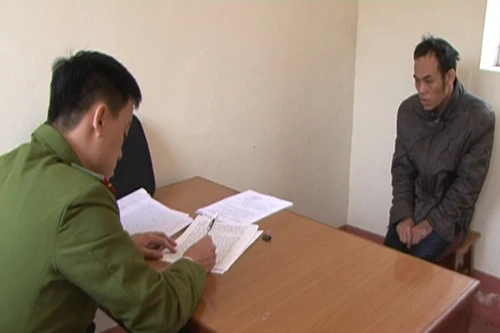 Lừa bán "bạn gái" và nhiều phụ nữ lấy tiền ăn tiêu