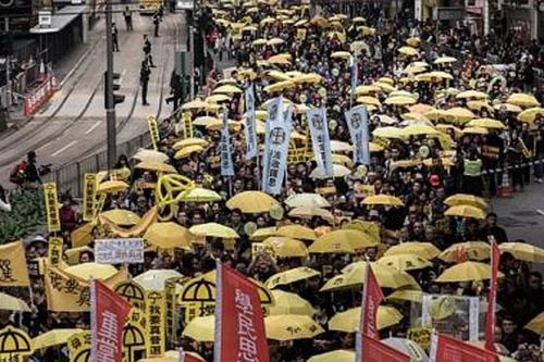 Người Hồng Kông lại xuống đường