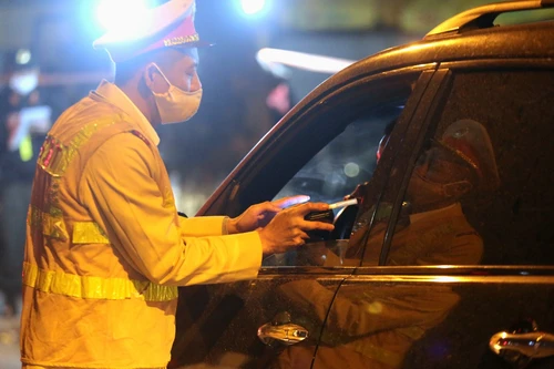 Hơn 60 trường hợp vi phạm nồng độ cồn bị xử lý ngày đầu năm mới