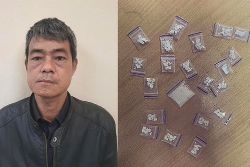 Nửa đêm mang 21 gói heroin đi bán...