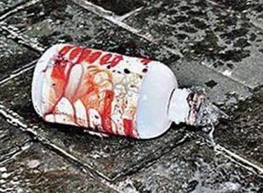 Án tù chung thân cho gã đàn ông tạt axít bé trai 12 tuổi