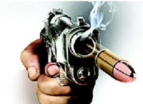 Cô dâu bị tình cũ bắn chết ngay trong lễ cưới