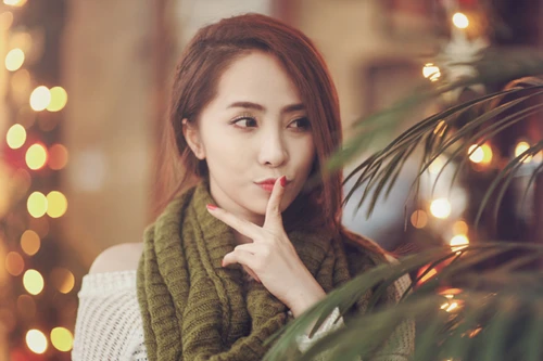 Quỳnh Nga "ngọt ngào" trong trailer MV đánh dấu sự trở lại