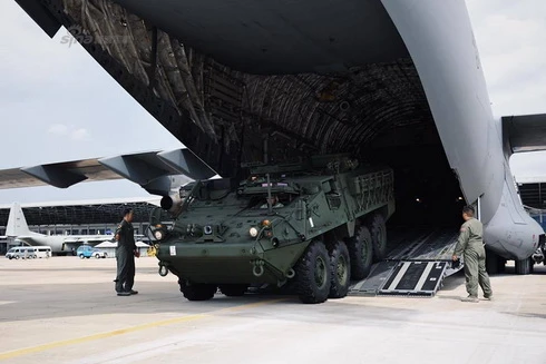 [ẢNH] Thái Lan được Mỹ giao thiết giáp Stryker với tốc độ nhanh chóng mặt