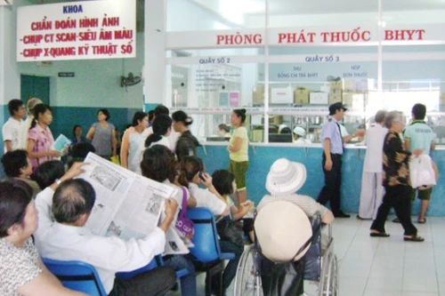 Bộ Y tế lên tiếng vụ bệnh viện ồ ạt xin xuống hạng: Do… không hiểu luật!