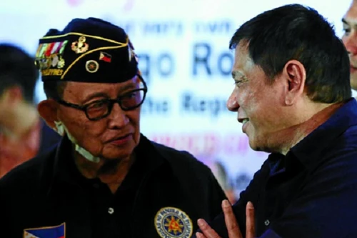 Cựu Tổng thống Philippines làm đặc phái viên tại Trung Quốc