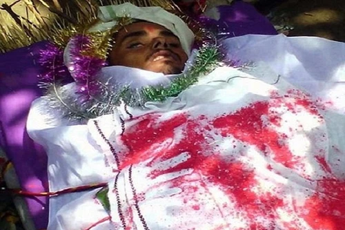 Người chết bất ngờ la hét trong đám tang