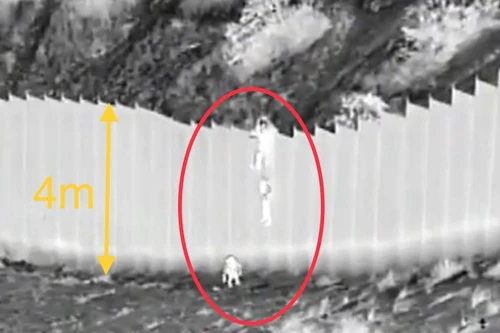 [VIDEO] Tội phạm buôn người thả trẻ con qua rào cao 4m và bỏ mặc